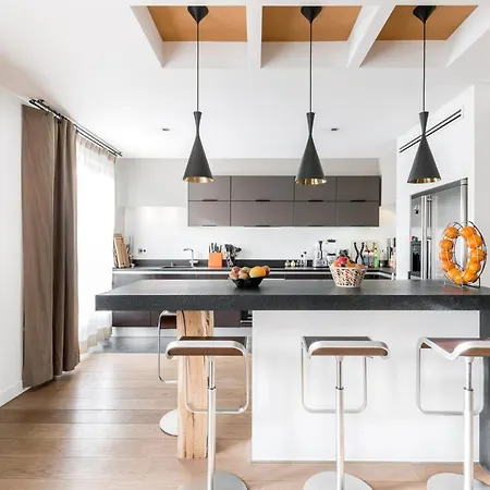 Rue De La Victoire By Onefinestay